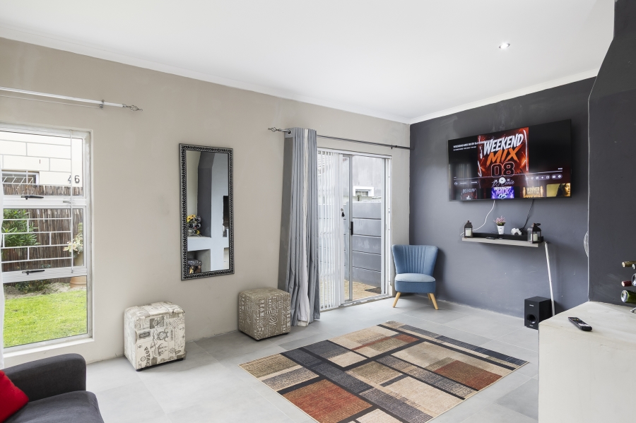 3 Bedroom Property for Sale in Broadlands Village Western Cape